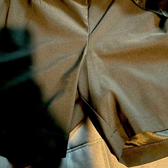 Nike Golf Dri-Fit SKORT New
Size 10 19” length - Picture 4 of 9